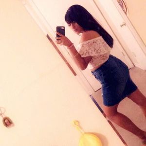 Meet your Posher, Celia